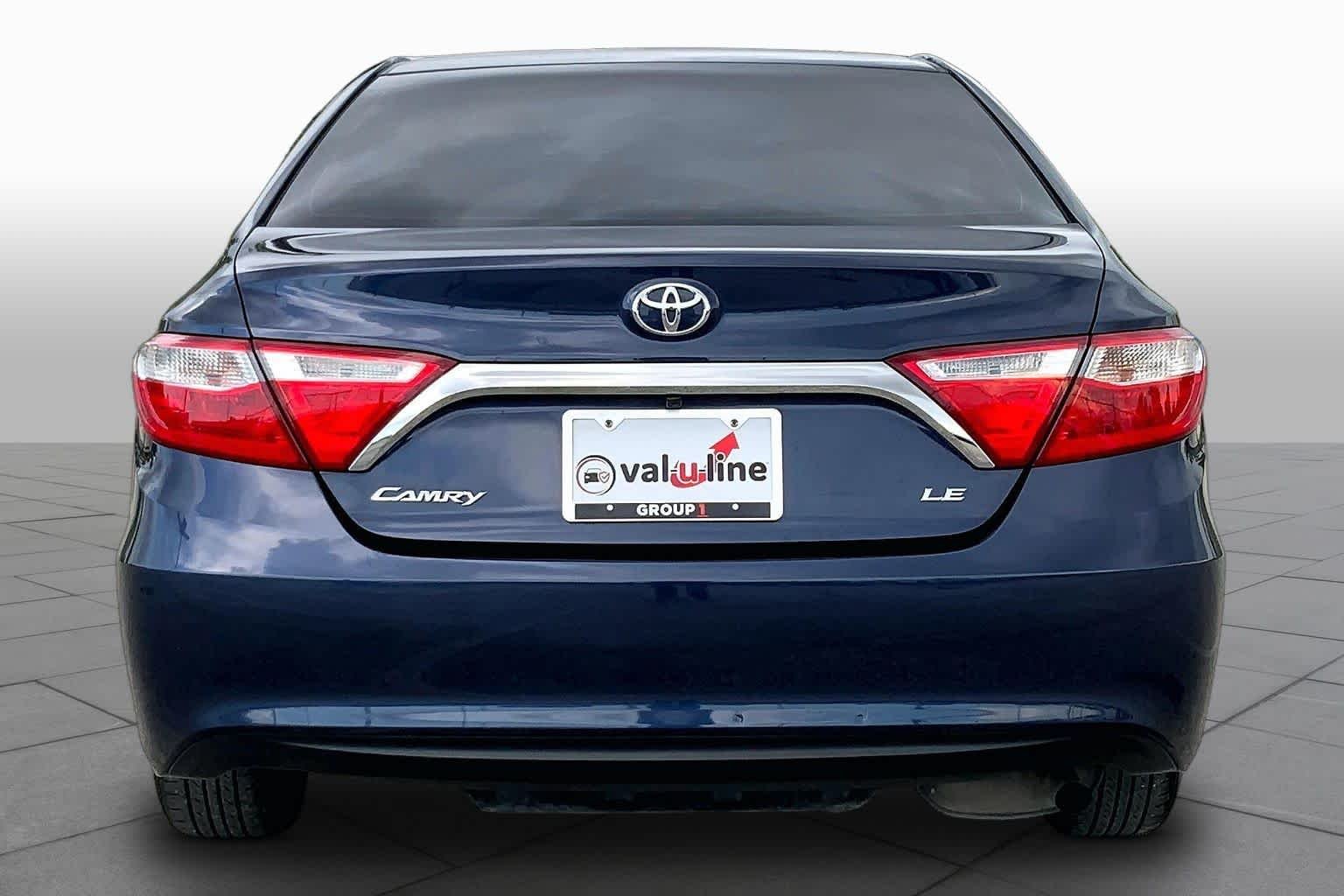 Used 2015 Parisian Night Pearl Toyota LE image 5