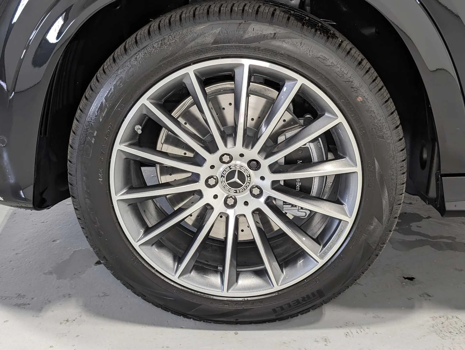New 2026 Obsidian Black Metallic Mercedes-Benz GLE 450 image 3