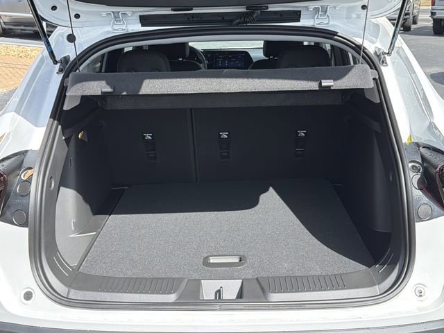 2026 Chevrolet Trax LT - Photo 11