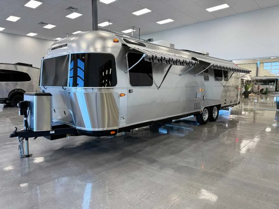 New 2026 SILVER AIRSTREAM  image 18