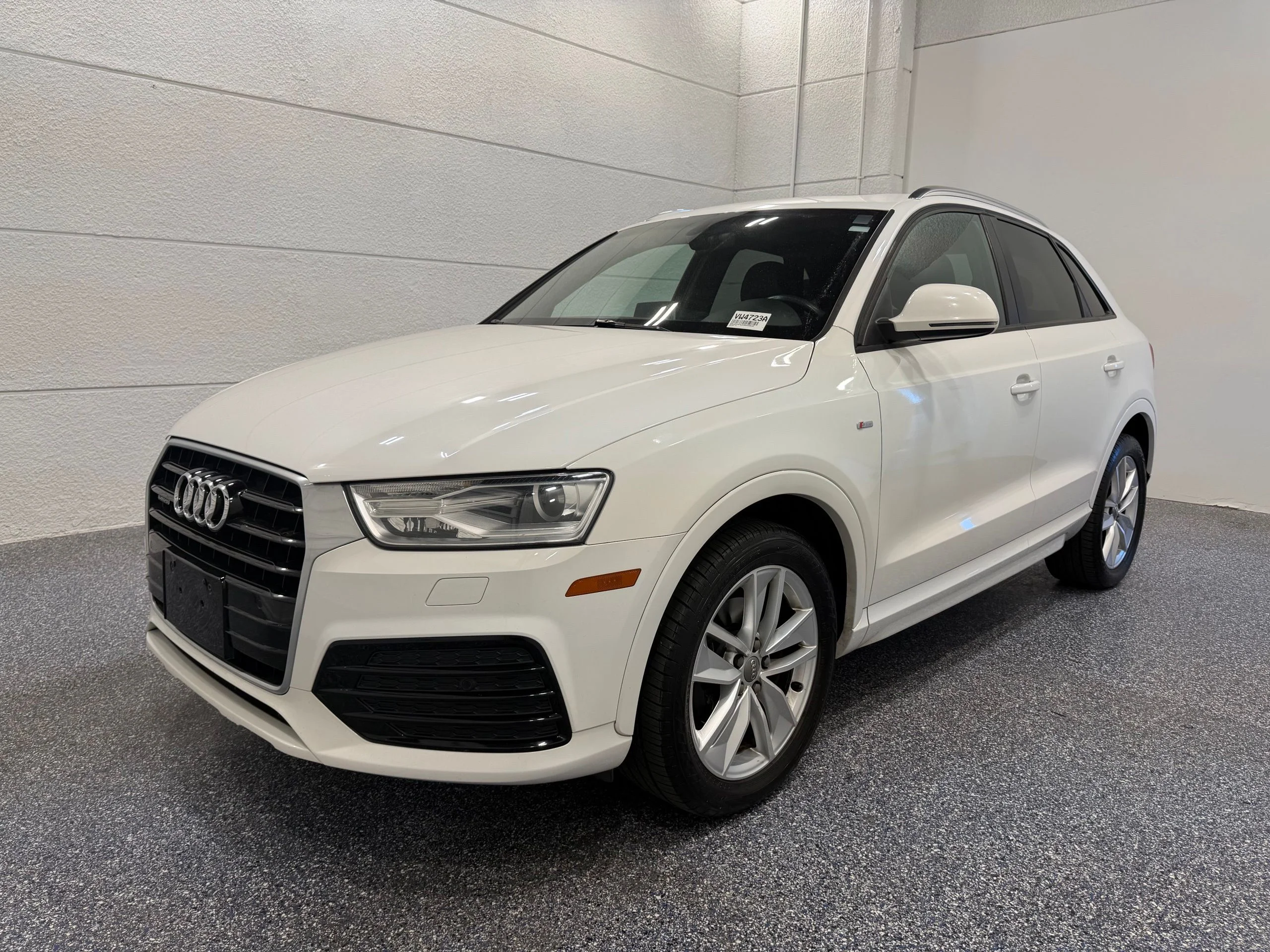 Used 2018 White Audi 2.0T Premium image 1