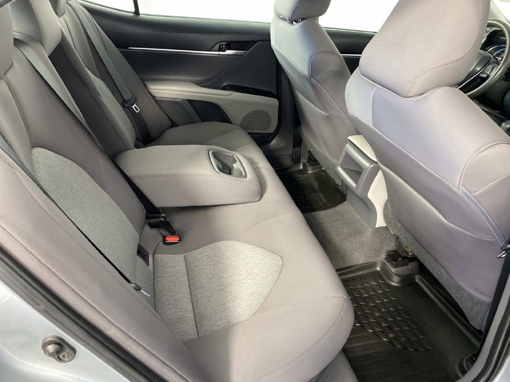 Used 2020 Silver Toyota LE image 12