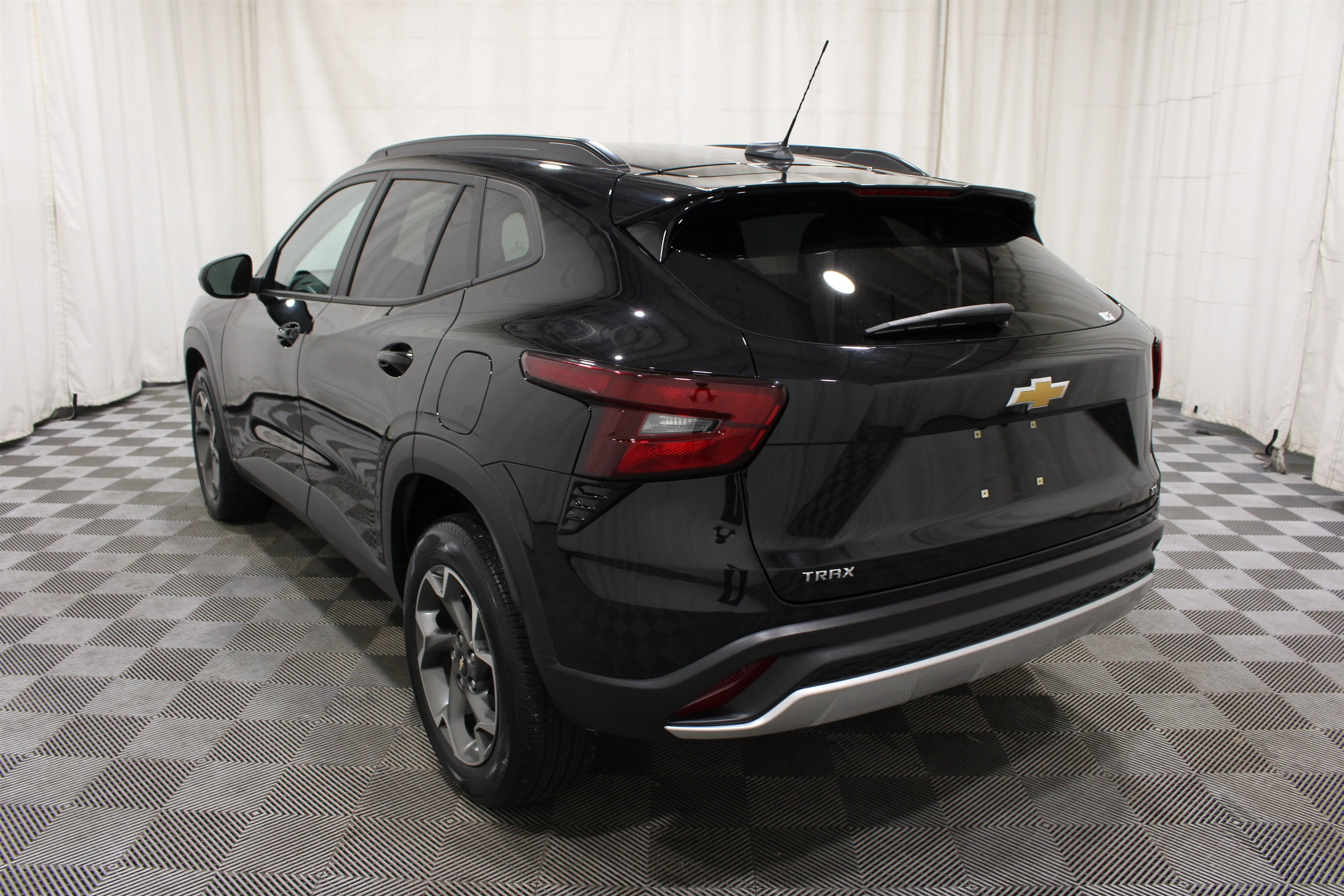 Used 2024 Mosaic Black Metallic Chevrolet LT image 31