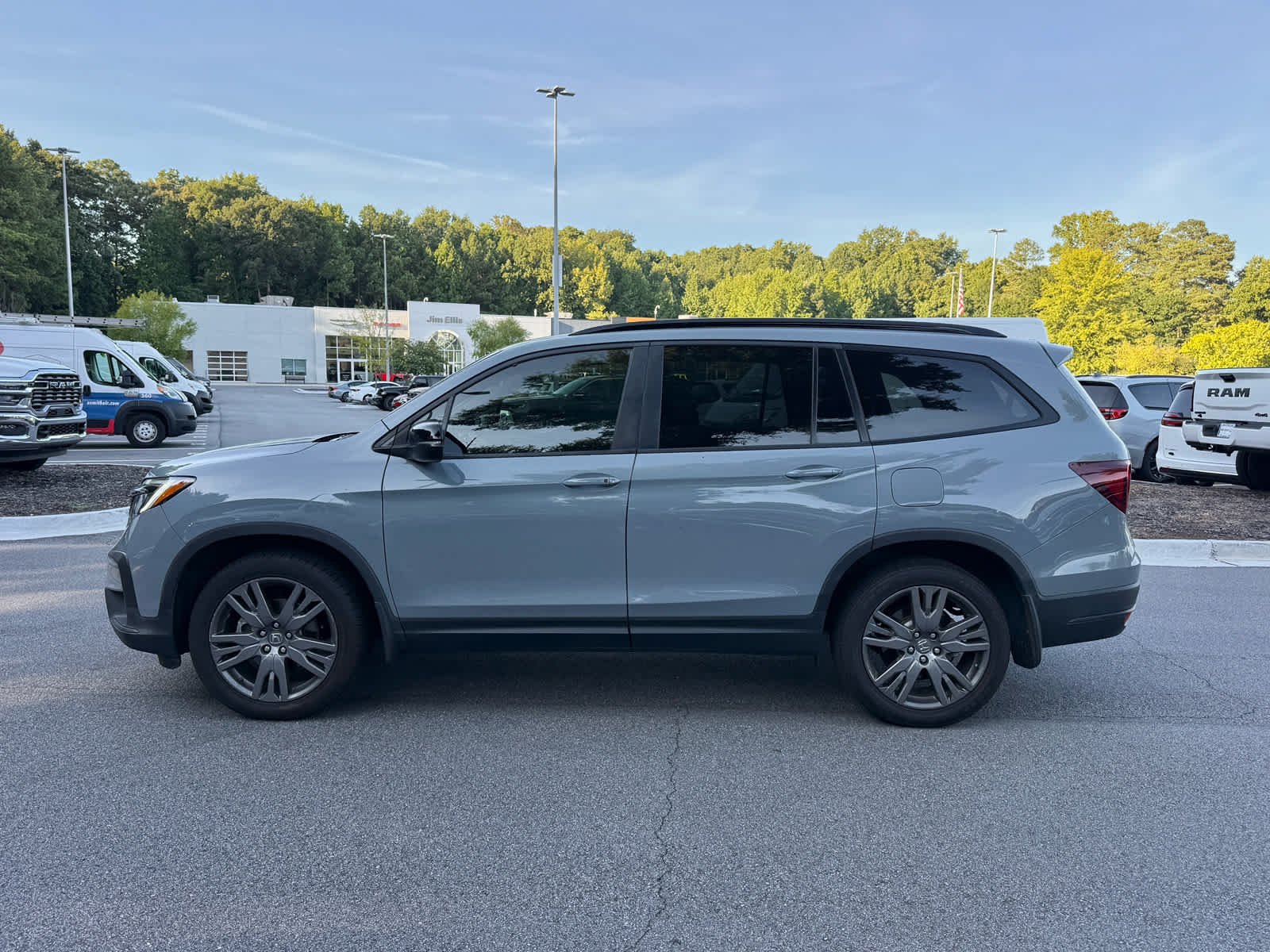 Used 2022 Sonic Gray Pearl Honda Sport image 2
