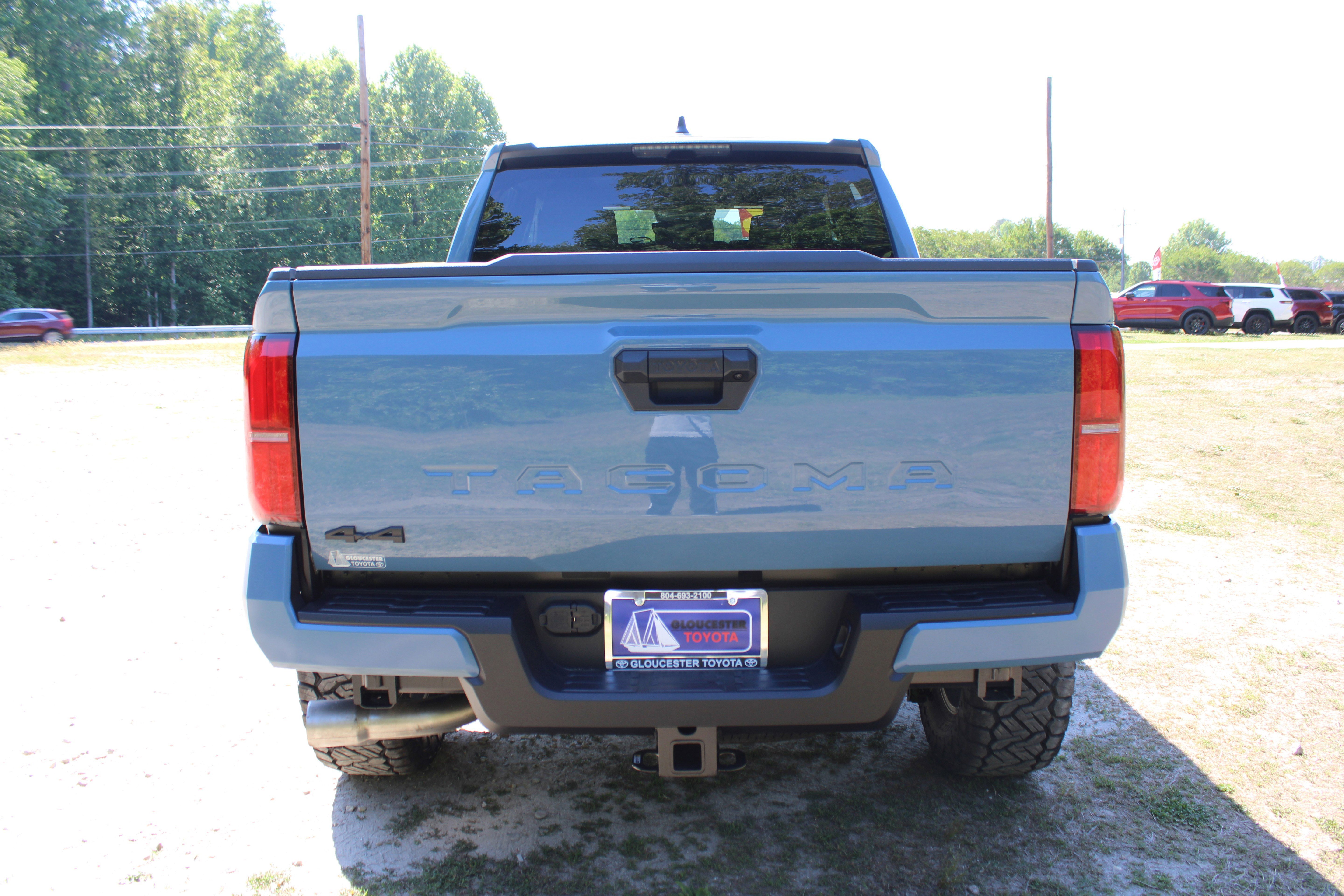 2026 Toyota Tacoma SR5 - Photo 6