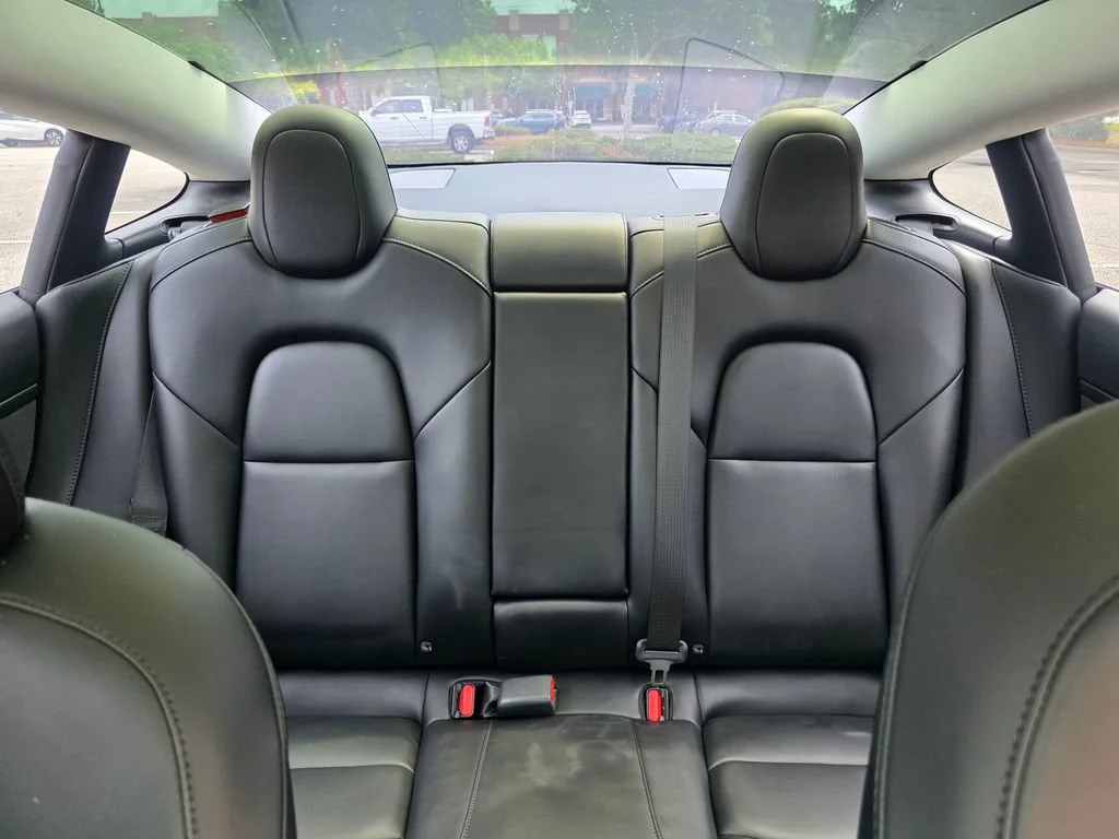 Used 2022  Tesla Long Range image 24