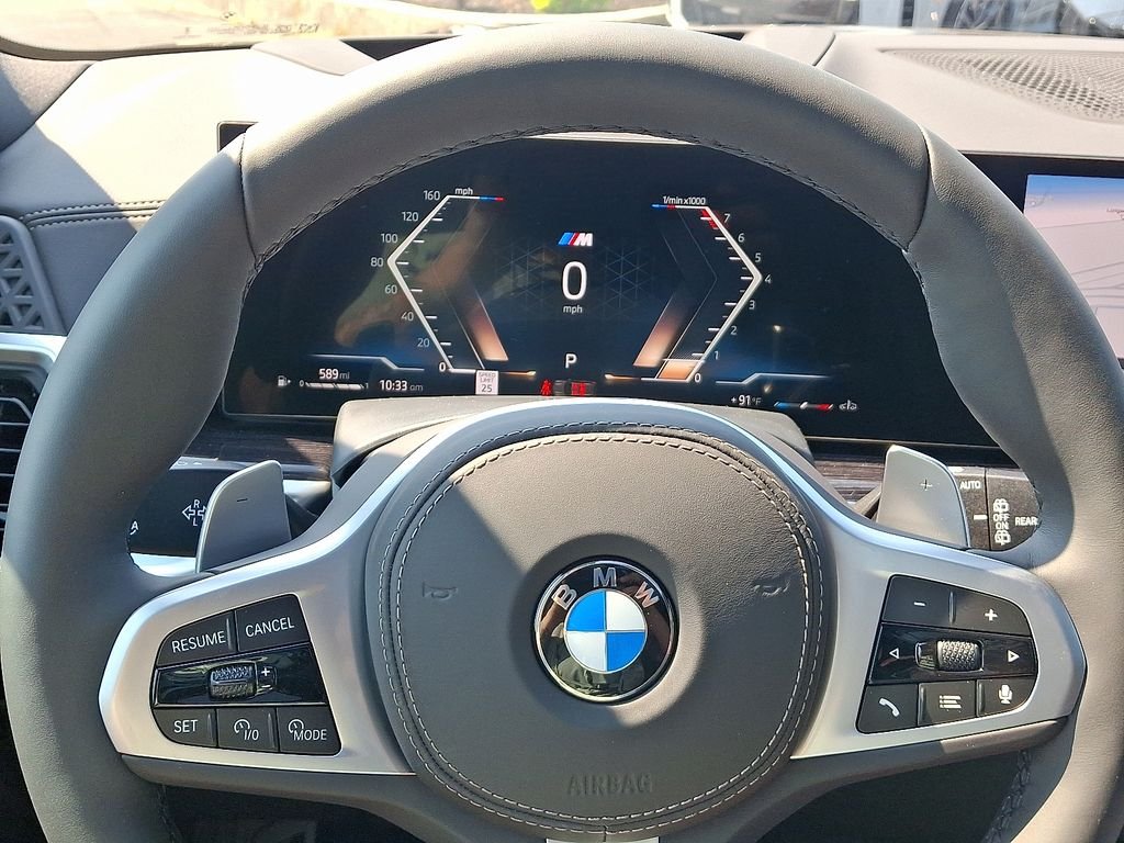 New 2026 Carbon Black Metallic BMW xDrive40i image 9