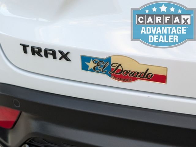 Used 2025 Summit White Chevrolet 2RS image 33