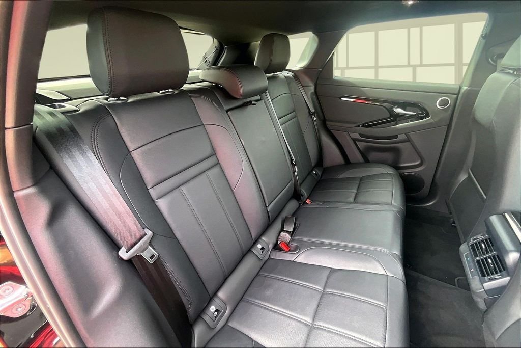 Used 2025 Santorini Black Metallic Land Rover Dynamic image 28