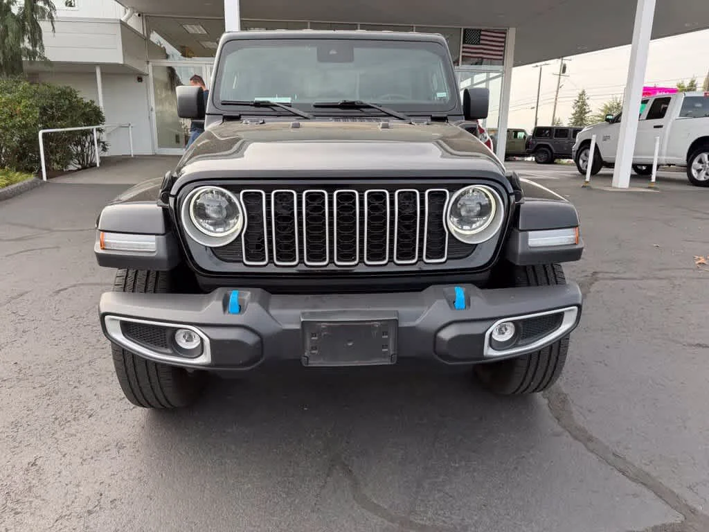 Used 2024 Black Jeep Sahara image 2