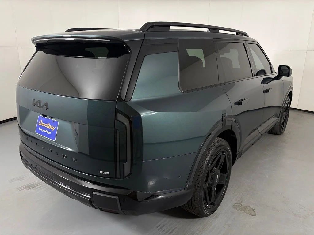 New 2027 Black Jade Green Kia X-LINE SX image 8