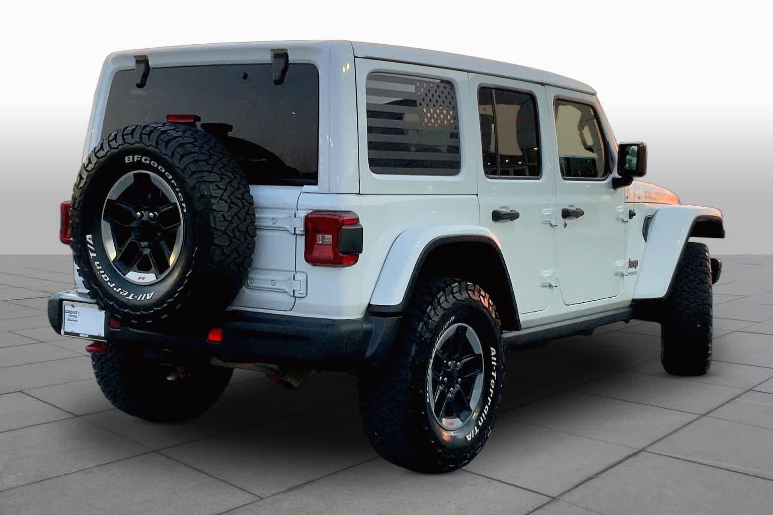 Used 2019 Bright White Clearcoat Jeep Rubicon image 12