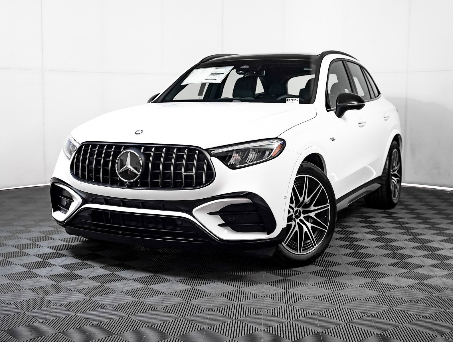 2026 Mercedes-Benz GLC