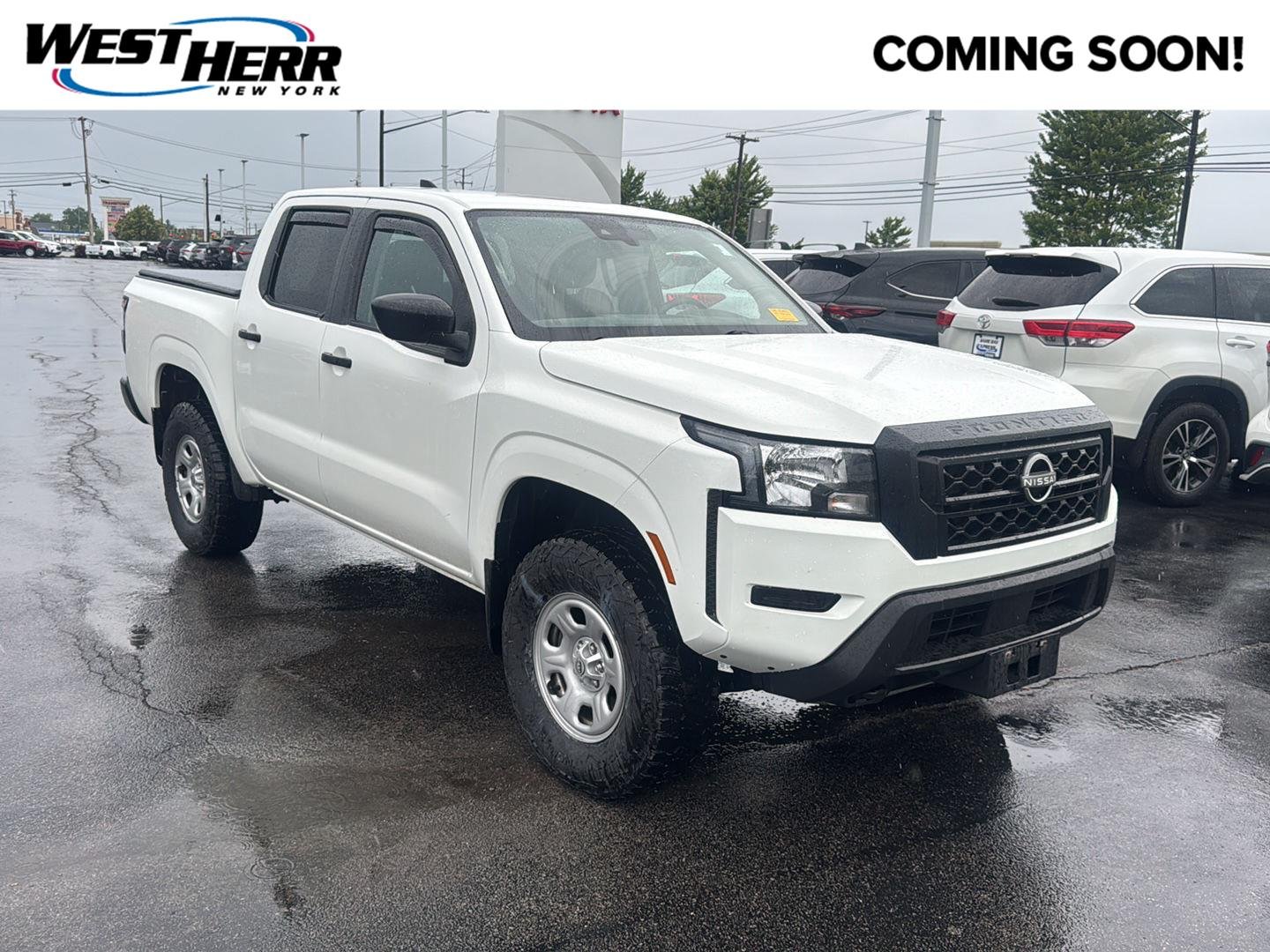 Used 2022 Glacier White Nissan S image 1