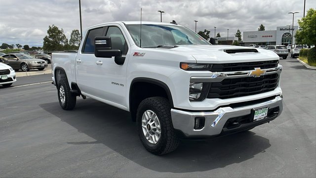 2024 Chevrolet Silverado HD LT 4WD Crew Cab Standard Box's photo
