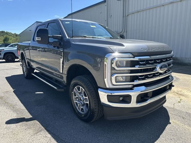 New 2026 Carbonized Gray Metallic Ford F-250® Lariat® image 11
