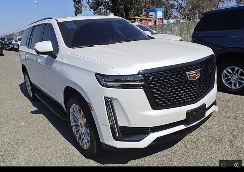 Used 2024 White Cadillac Premium Luxury image 3