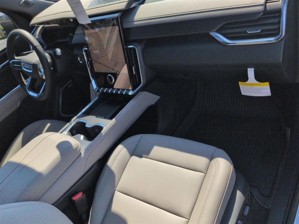 New 2026 Sterling Metallic GMC Elevation image 54