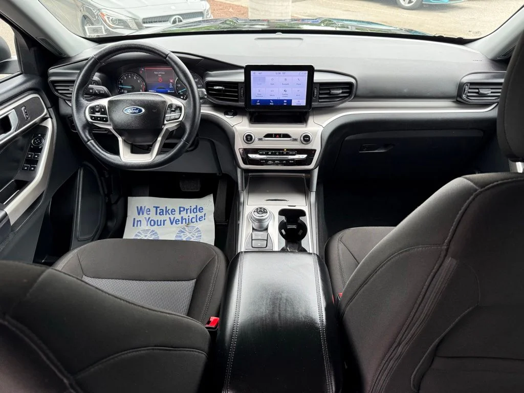 Used 2023 Black Ford XLT image 24