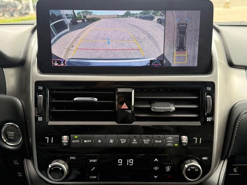 Used 2022 Gray Pearl Lexus 460 Luxury image 19