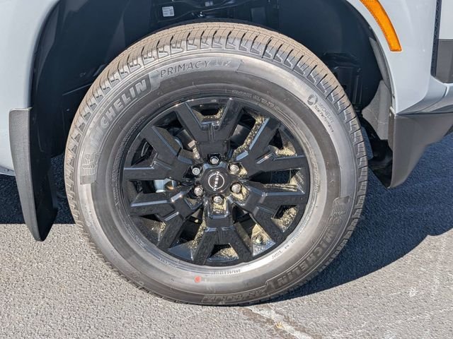 New 2026 Boulder Gray Pearl Nissan Crew Cab SV image 11