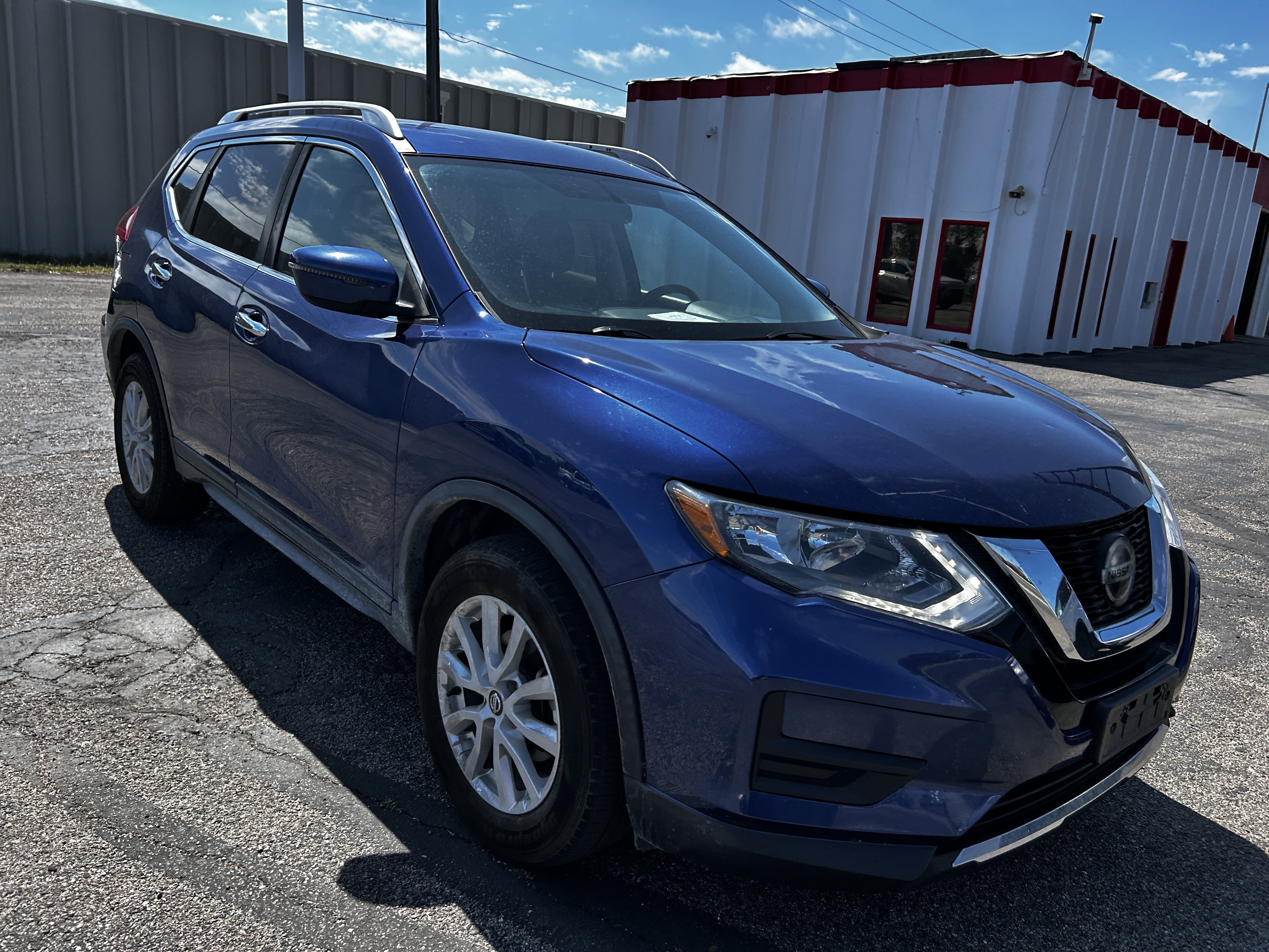 2018 Nissan Rogue SV - Photo 7