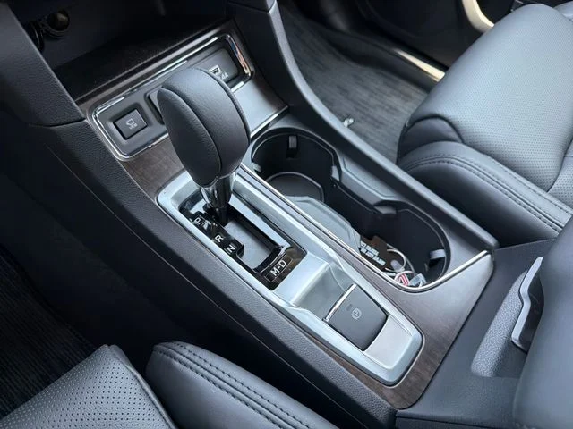 New 2026 ICE SILVER METALLIC Subaru Touring 7-Passenger image 15