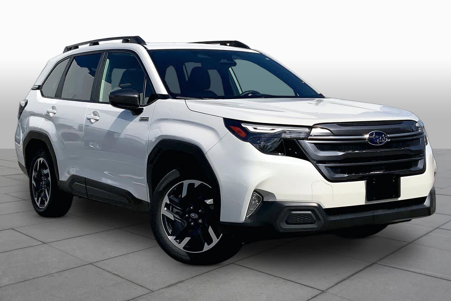 Used 2025 Crystal White Pearl Subaru Premium Hybrid image 3