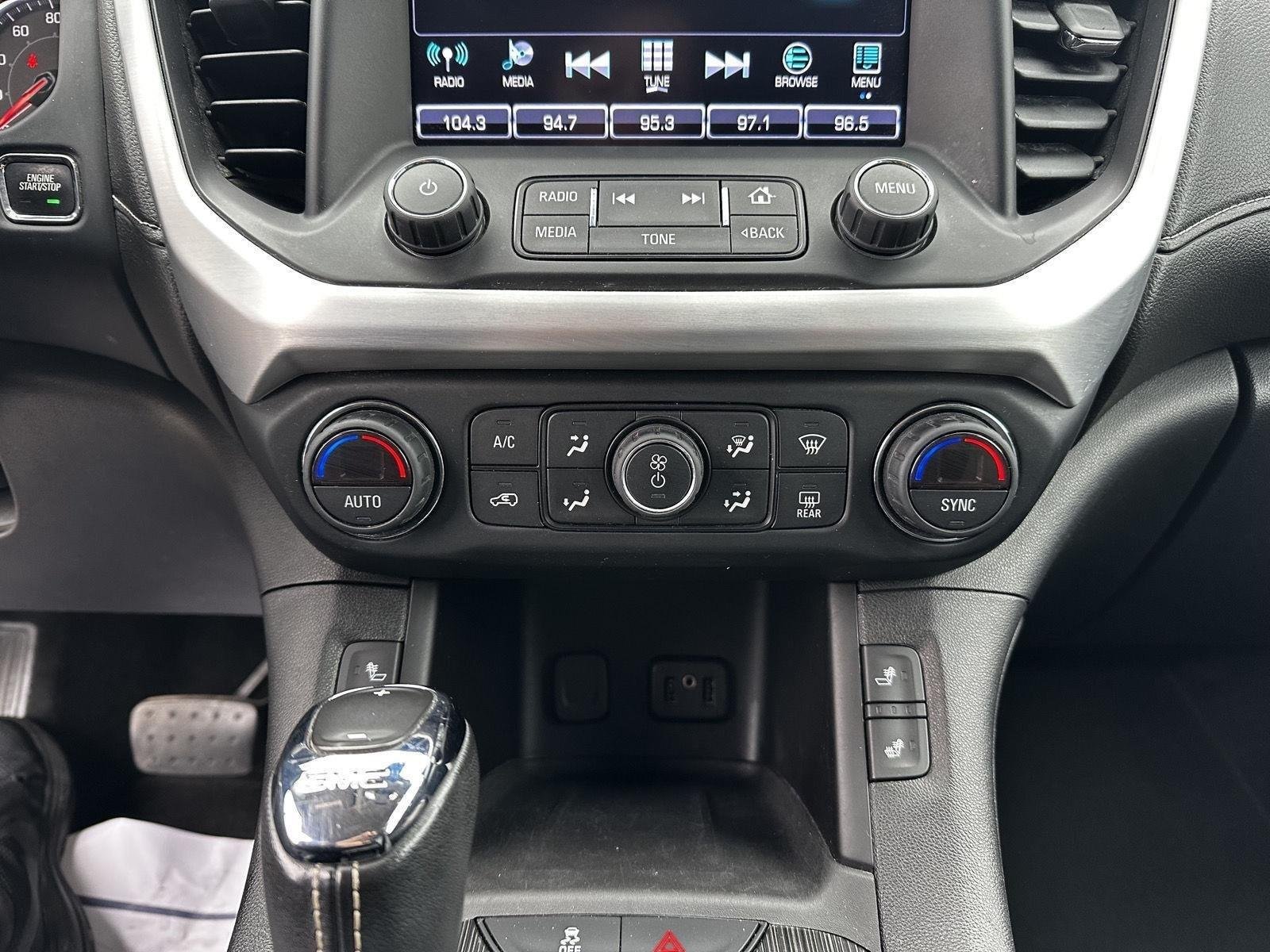 Used 2019 Quicksilver Metallic GMC SLT image 16