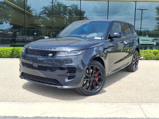 New 2026 Range Rover Sport Dynamic SE