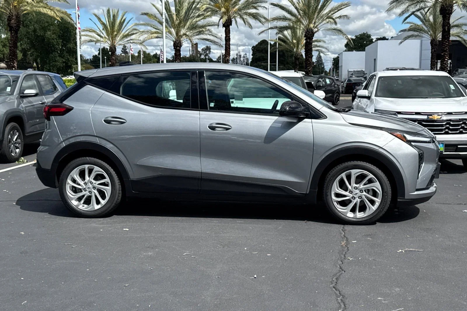 New 2027 Sterling Grey Metallic Chevrolet LT image 2