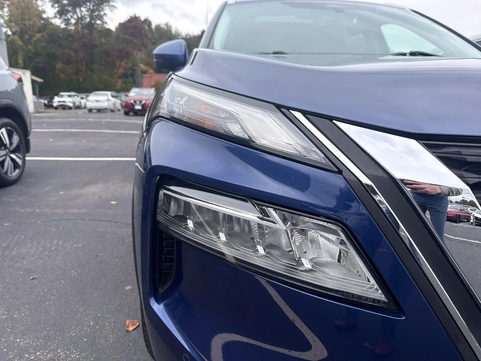 Certified Used 2022 Caspian Blue Metallic Nissan SL image 14