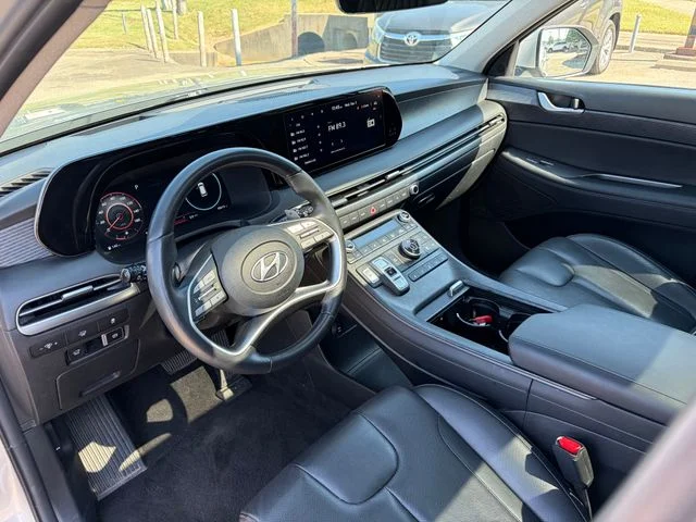 Used 2024 Silver Hyundai Limited image 4