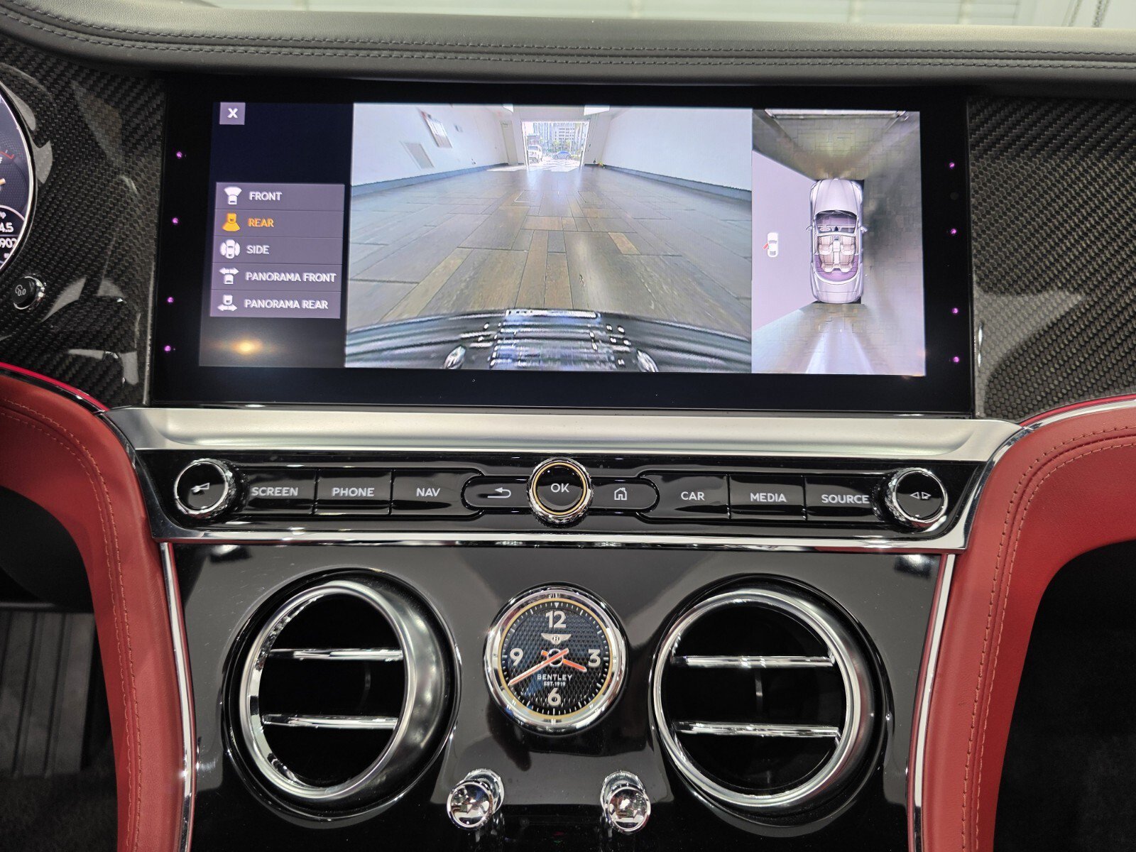 Used 2023 Beluga Bentley GT Azure image 16