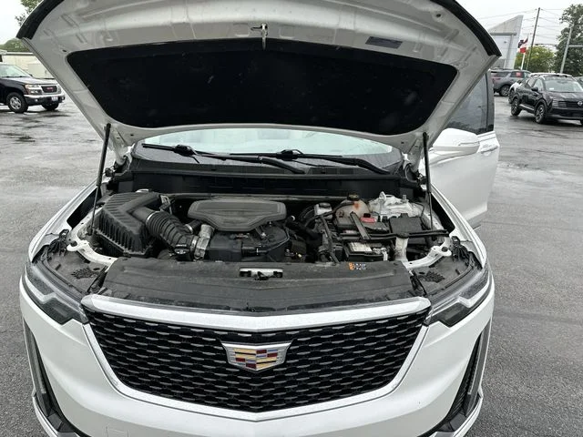 Used 2020 White Cadillac Premium Luxury image 20
