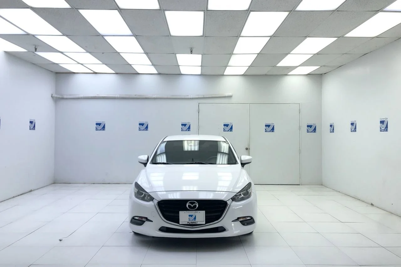 Used 2018 Snowflake White Pearl Mazda Sport image 7