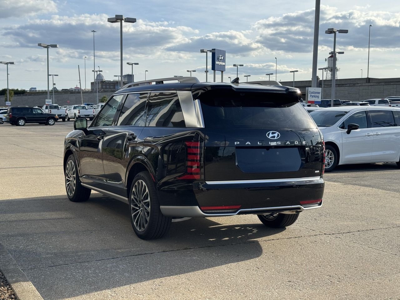 2026 Hyundai Palisade Calligraphy - Photo 9