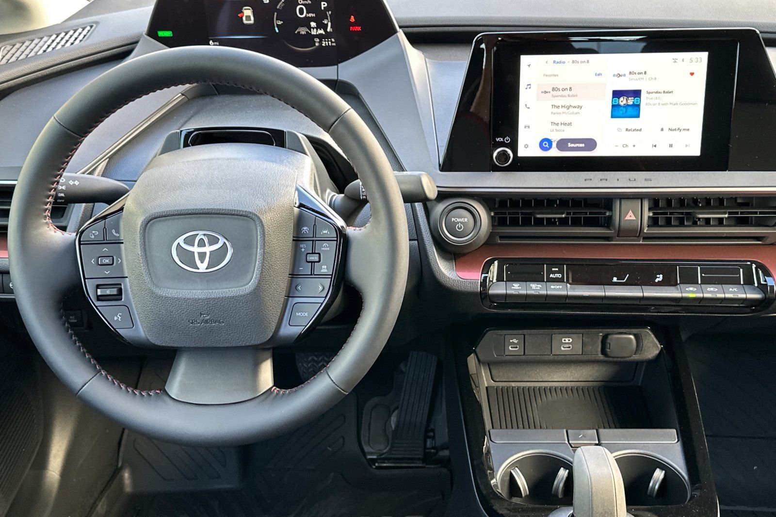 2026 Toyota Prius Plug-in Hybrid SE - Photo 14
