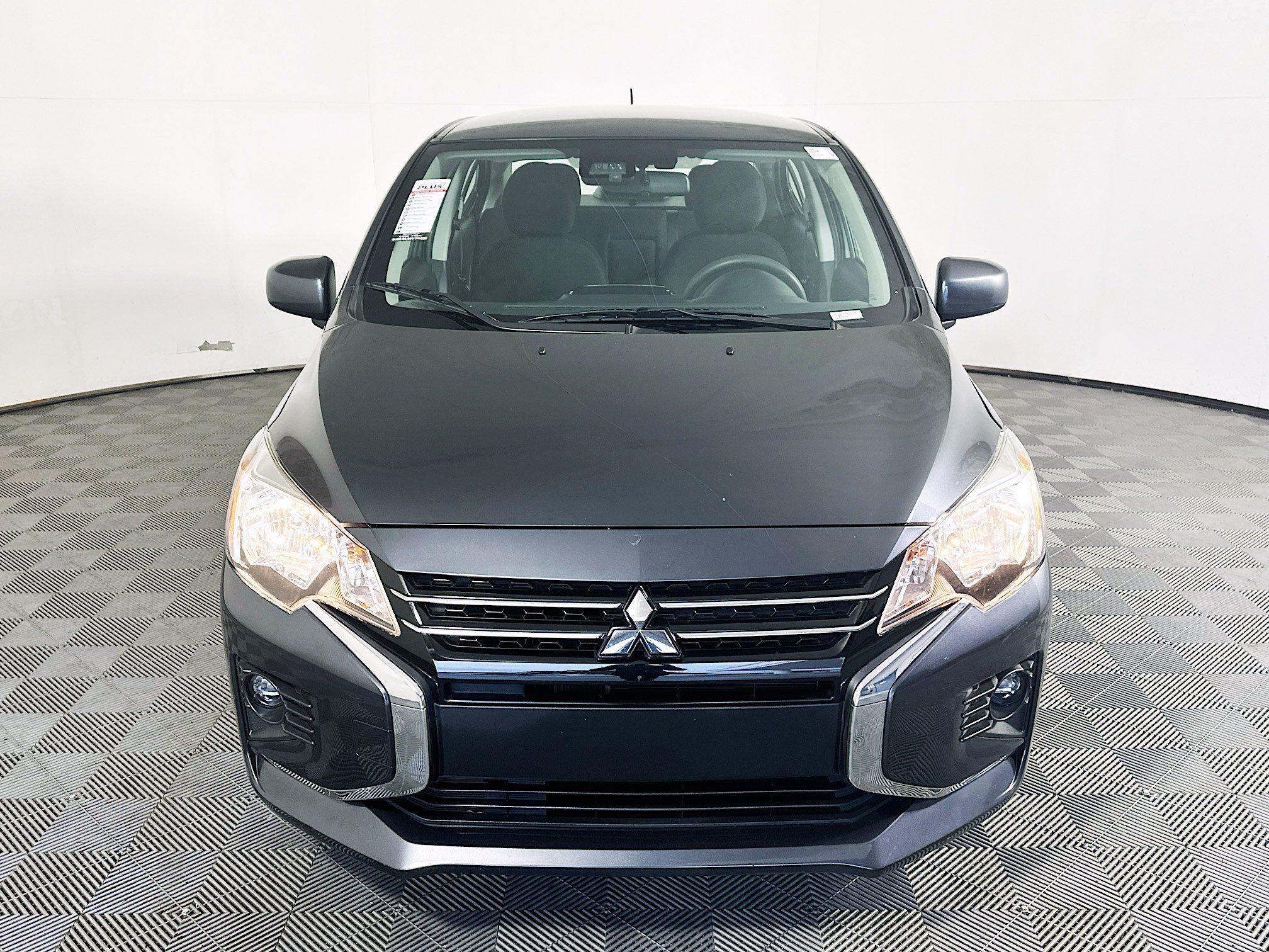 Used 2024 Black Mitsubishi ES image 8