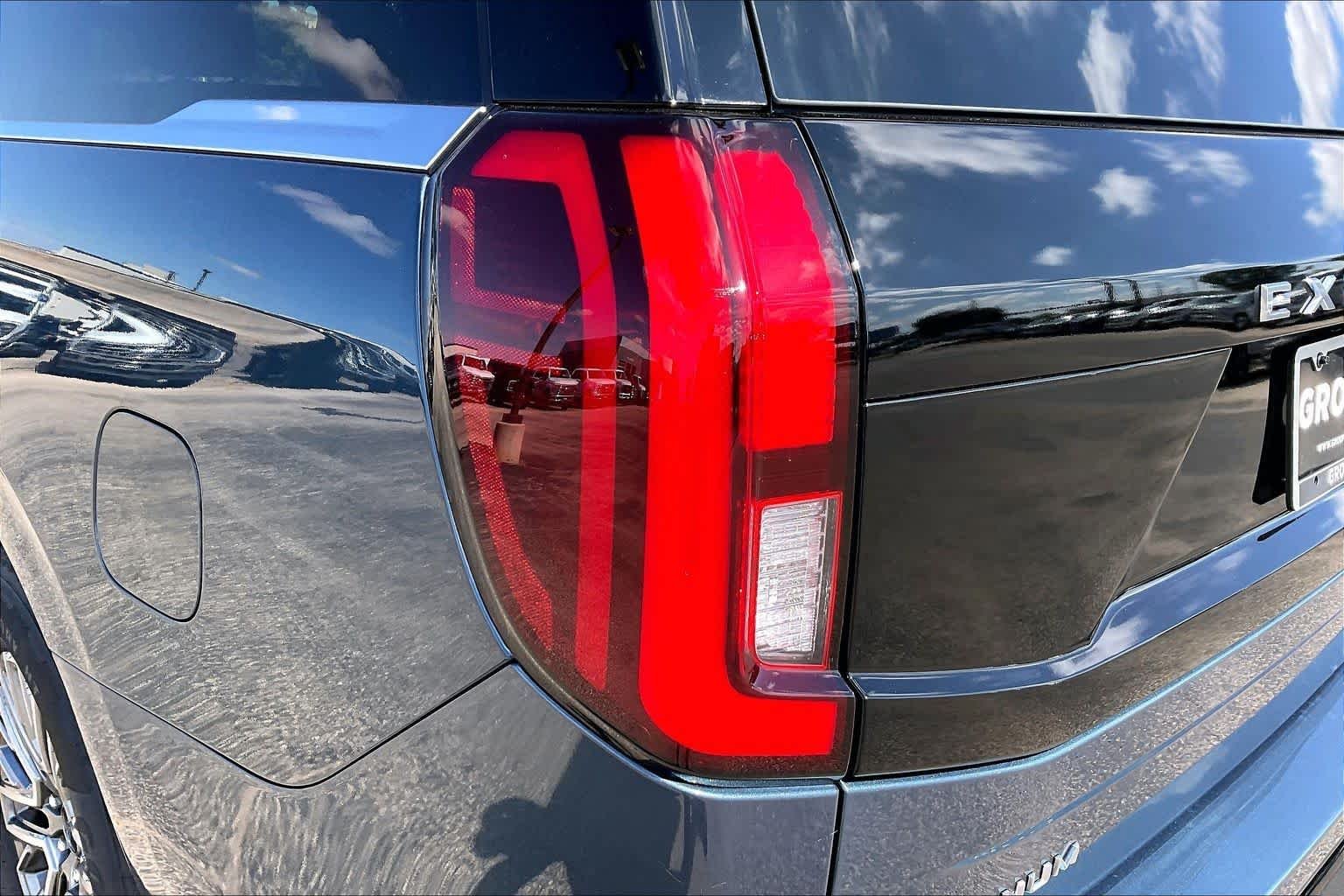 New 2027 Nocturnal Blue Metallic Ford MAX Platinum image 14