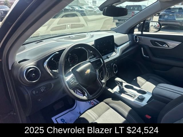 Used 2025 Black Chevrolet LT image 9