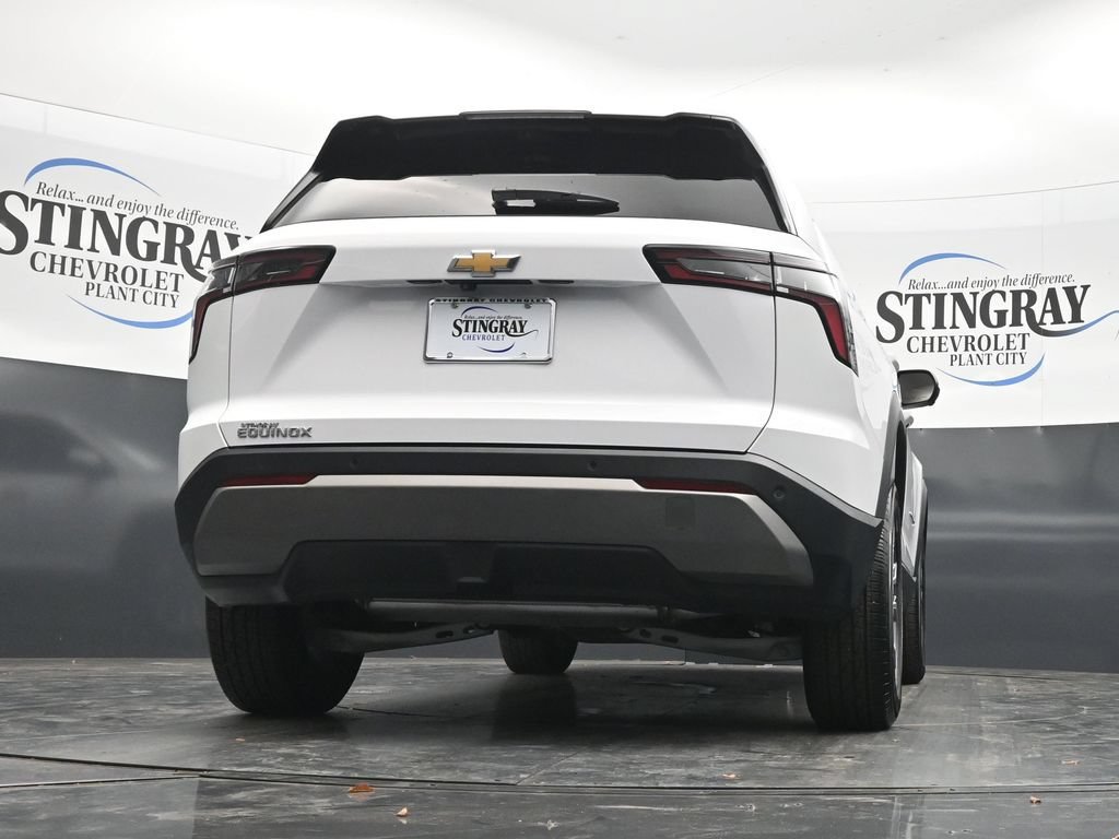2025 Chevrolet Equinox LT - Photo 31