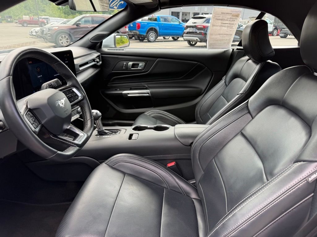 Used 2025 Silver Metallic Ford EcoBoost Premium image 7