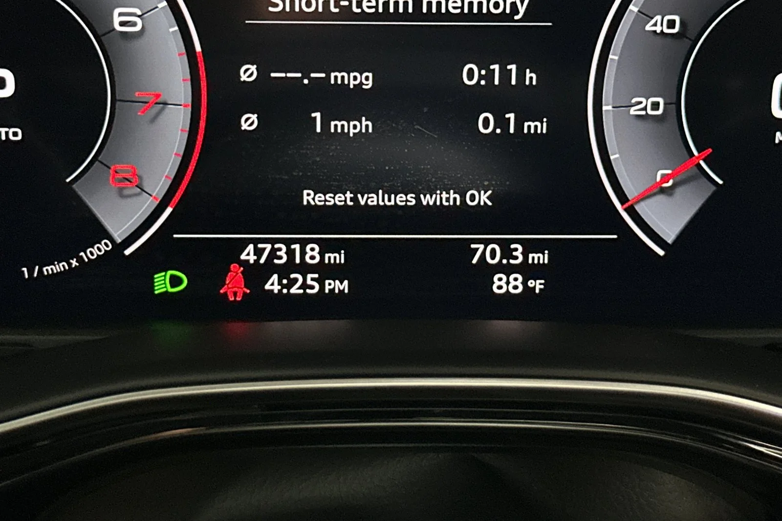 Used 2020 Florett Silver Metallic Audi Premium Plus 55 TFSI quattro image 23