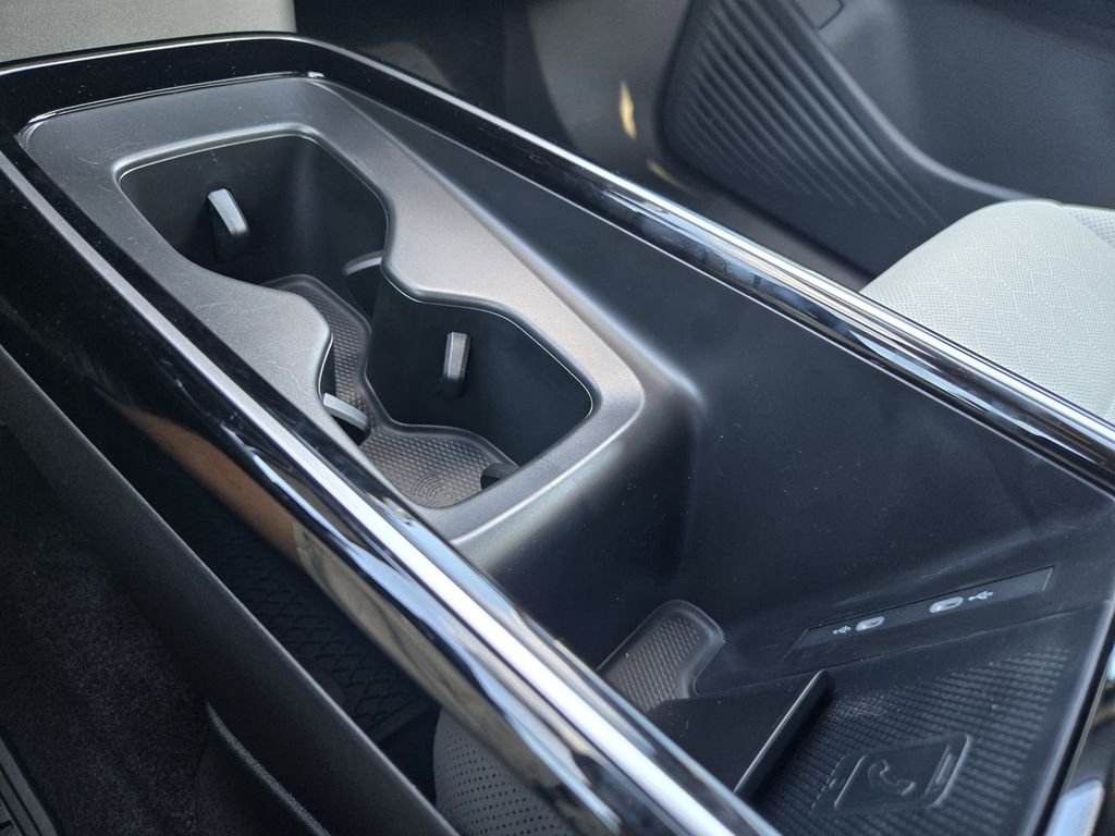 New 2025 Black Volkswagen Pro S image 16