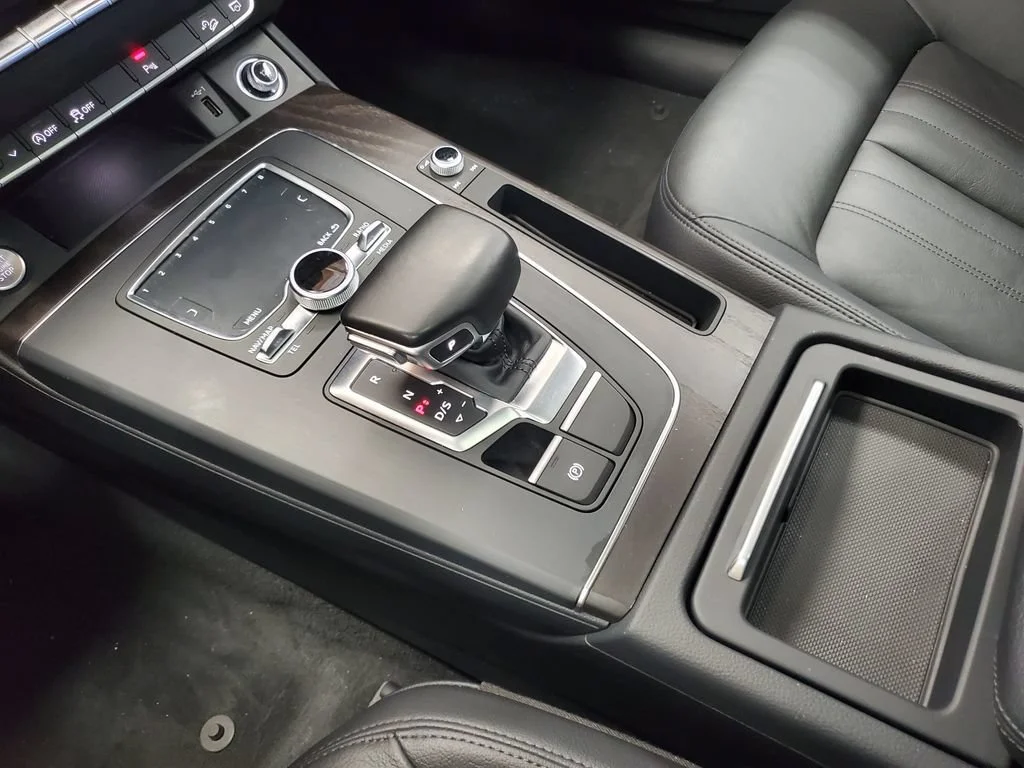 Used 2018 Black Audi Premium Plus image 17