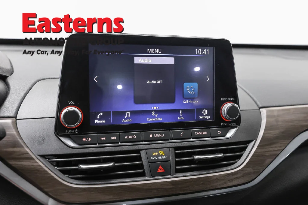 Used 2024 Gray Nissan 2.5 SV image 19