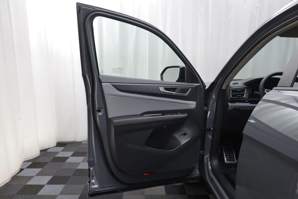 New 2026 Gray Volkswagen 2.0T Peak Edition image 5