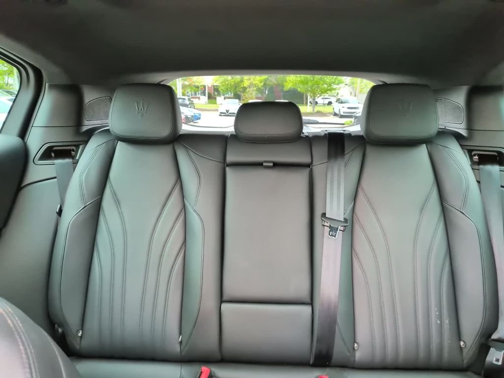Used 2023 Black Maserati Modena image 30