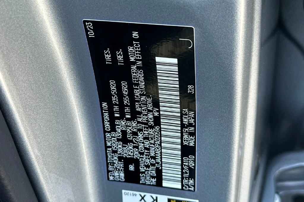 Used 2023 Silver Lexus 450e Luxury image 34